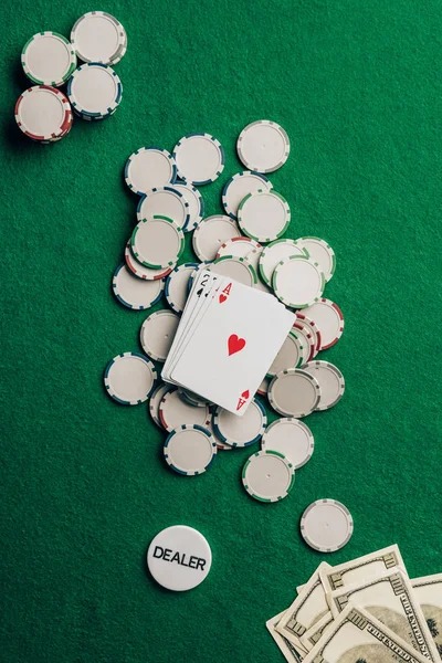 Cards dealt face-down Player cards dealt face-down on sendaljp